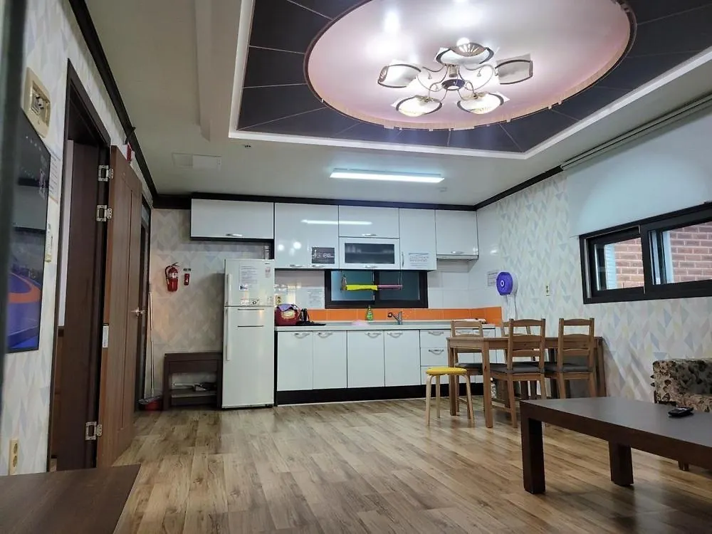 Good Morning Pension At Seonjaedo Beach Incheon South Korea