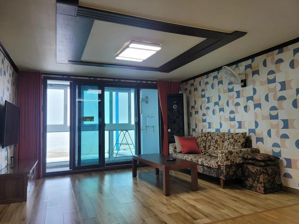 Good Morning Pension At Seonjaedo Beach Incheon 3*,