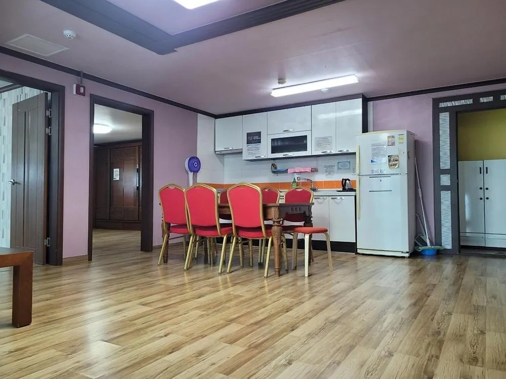 Good Morning Pension At Seonjaedo Beach Incheon 3*,  South Korea