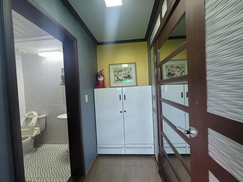 Good Morning Pension At Seonjaedo Beach Incheon 3*,