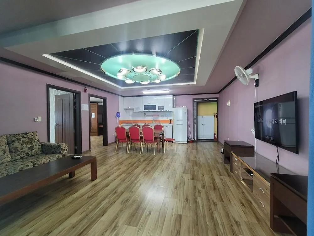 Good Morning Pension At Seonjaedo Beach Incheon South Korea