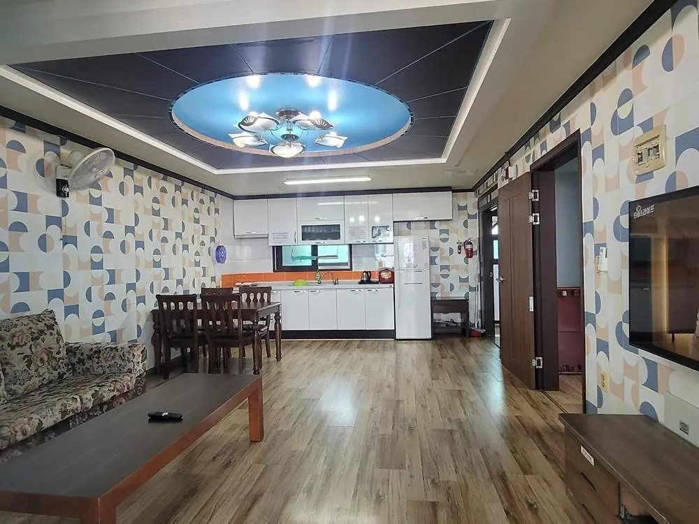 Good Morning Pension At Seonjaedo Beach Incheon 3*,  South Korea