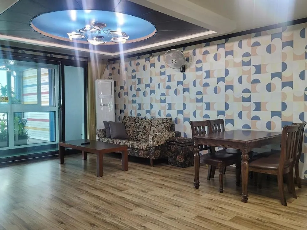 Good Morning Pension At Seonjaedo Beach Incheon Guest house