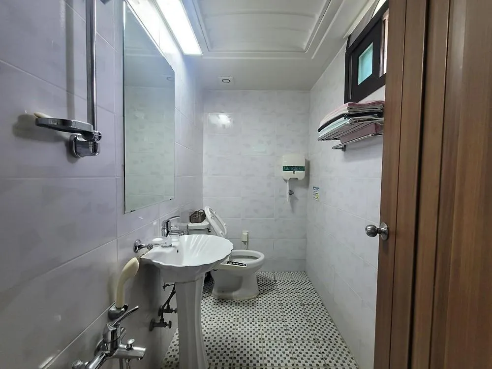 Good Morning Pension At Seonjaedo Beach Incheon Guest house