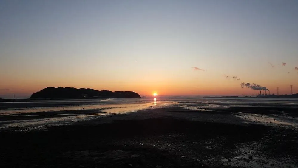 Good morning pension at Seonjaedo Beach Incheon 3*,