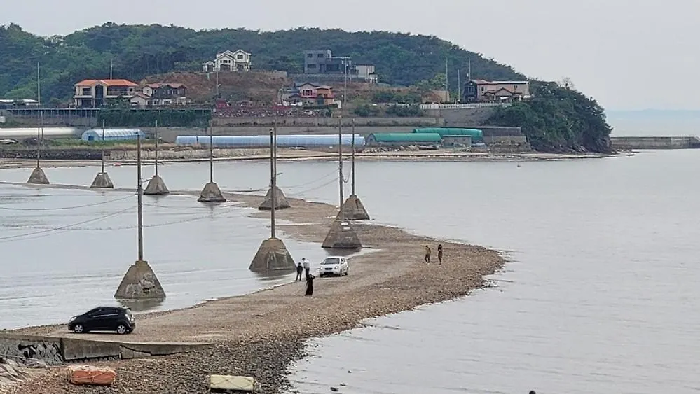 선재도 바닷가에서 좋은아침 호텔 인천 게스트하우스